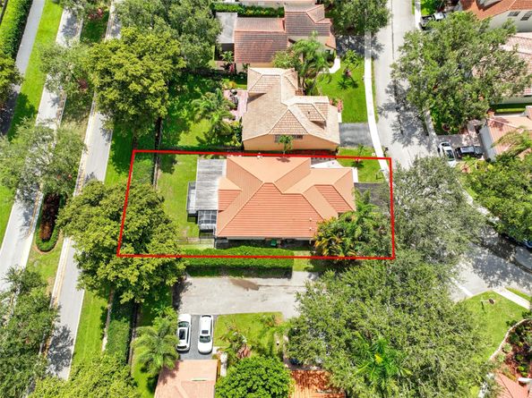2687 Oak Park Cir, Davie FL 33328