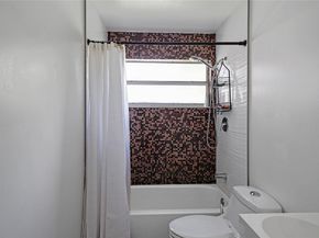 2687 Oak Park Cir, Davie FL 33328