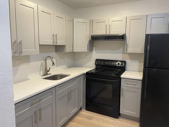 1471 NW 22nd St, Fort Lauderdale FL 33311
