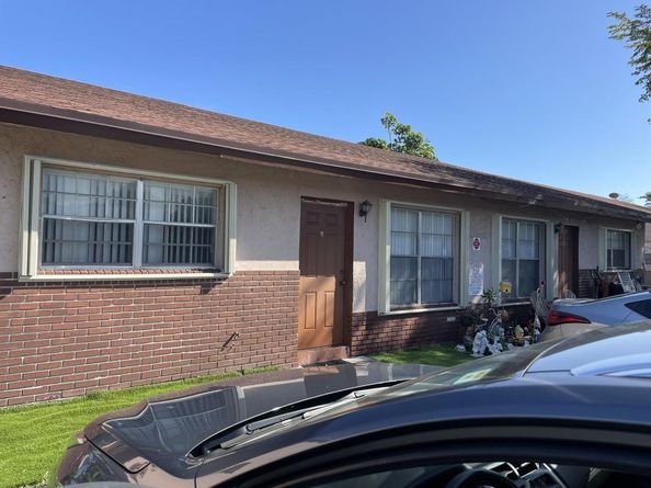 1471 NW 22nd St, Fort Lauderdale FL 33311