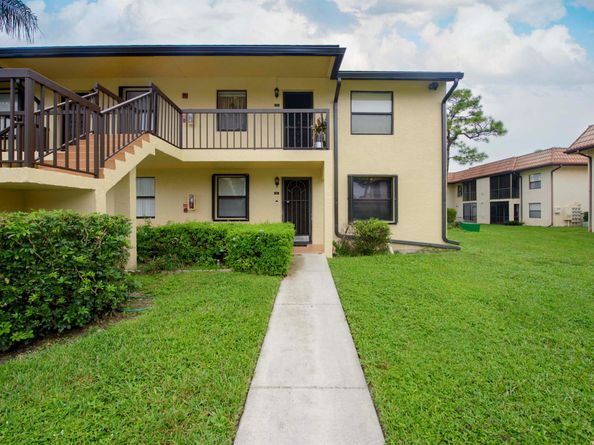 4689 Lucerne Lakes E Boulevard E 106, Lake Worth FL 33467