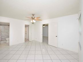 4689 Lucerne Lakes E Boulevard E 106, Lake Worth FL 33467