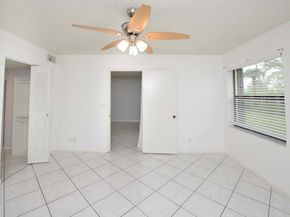 4689 Lucerne Lakes E Boulevard E 106, Lake Worth FL 33467