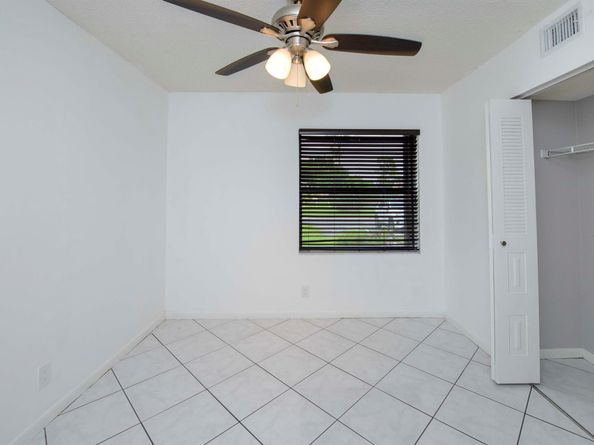 4689 Lucerne Lakes E Boulevard E 106, Lake Worth FL 33467