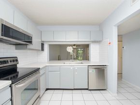 4689 Lucerne Lakes E Boulevard E 106, Lake Worth FL 33467