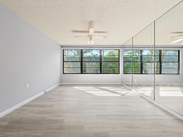 3515 Village Boulevard 102, West Palm Beach FL 33409