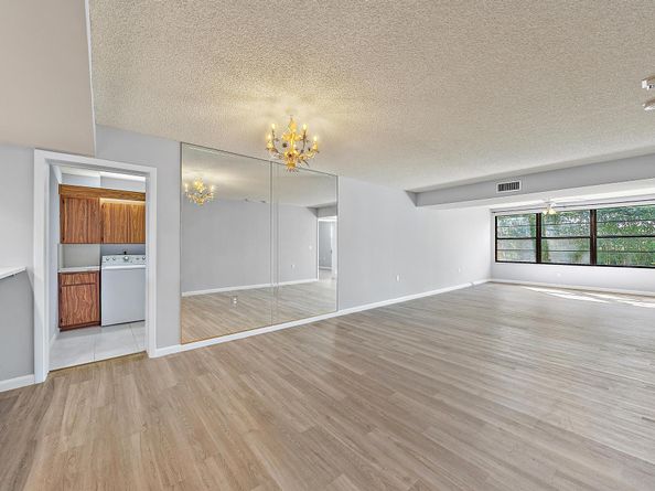 3515 Village Boulevard 102, West Palm Beach FL 33409