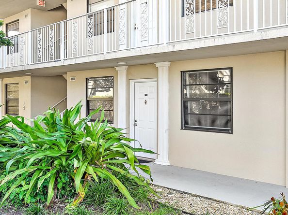 3515 Village Boulevard 102, West Palm Beach FL 33409