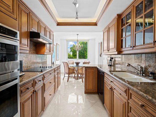 901 E Camino Real Drive 4d, Boca Raton FL 33432