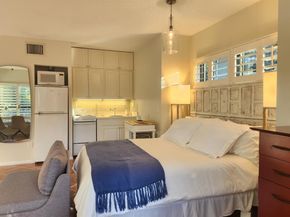 11863 Wimbledon Circle 416, Wellington FL 33414