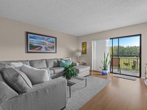 16051 Blatt Blvd 212, Weston FL 33326