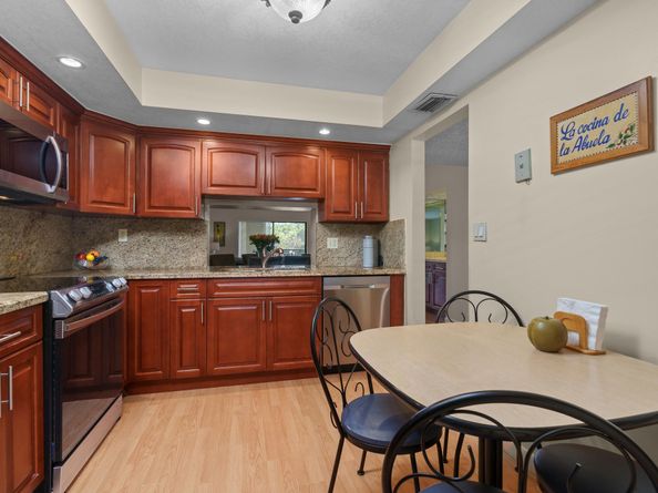16051 Blatt Blvd 212, Weston FL 33326