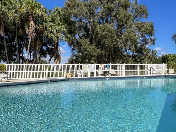 16051 Blatt Blvd 212, Weston FL 33326