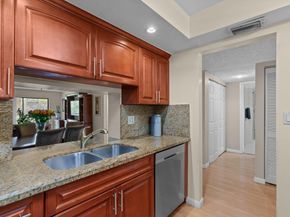 16051 Blatt Blvd 212, Weston FL 33326