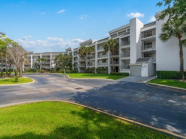 16051 Blatt Blvd 212, Weston FL 33326