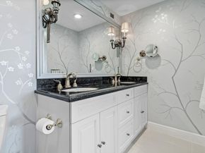 44 Cocoanut Row 526b, Palm Beach FL 33480