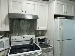 2381 Sunset Avenue 216, Lake Worth Beach FL 33461