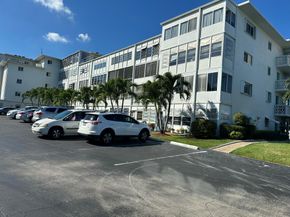 2381 Sunset Avenue 216, Lake Worth Beach FL 33461