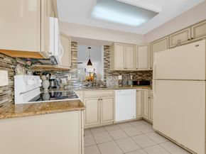 7301 Amberly Lane 109, Delray Beach FL 33446