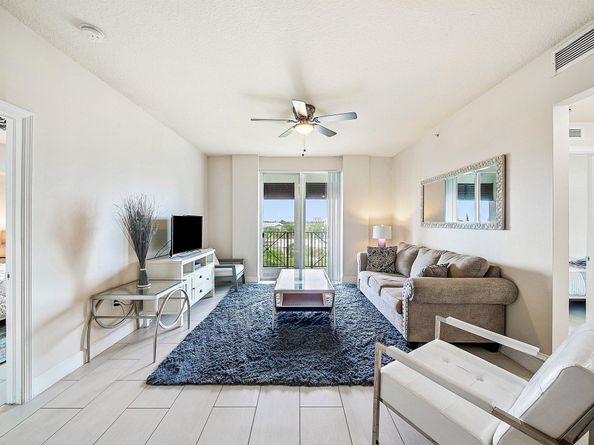 255 NE 3rd Avenue 2503, Delray Beach FL 33444