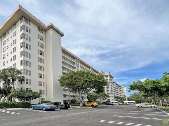 3510 Oaks Way 601, Pompano Beach FL 33069