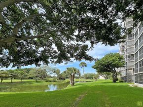 3510 Oaks Way 601, Pompano Beach FL 33069