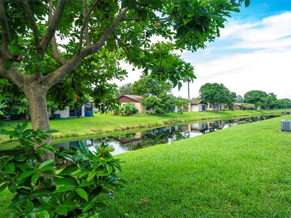 9510 W Fern Ln, Miramar FL 33025