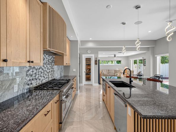 2024 Harbourview Drive, Fort Lauderdale FL 33316