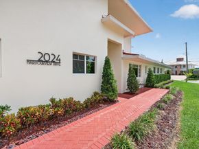 2024 Harbourview Drive, Fort Lauderdale FL 33316