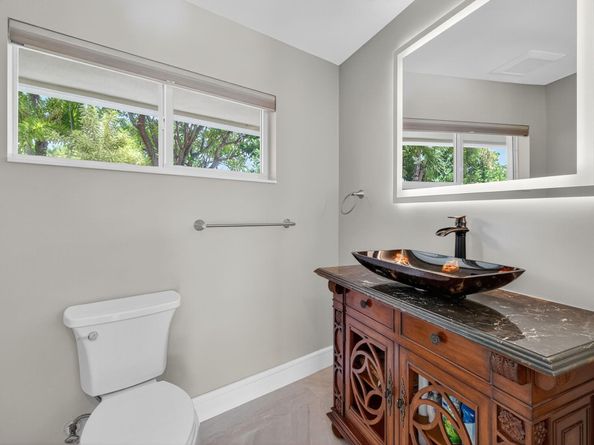 2024 Harbourview Drive, Fort Lauderdale FL 33316