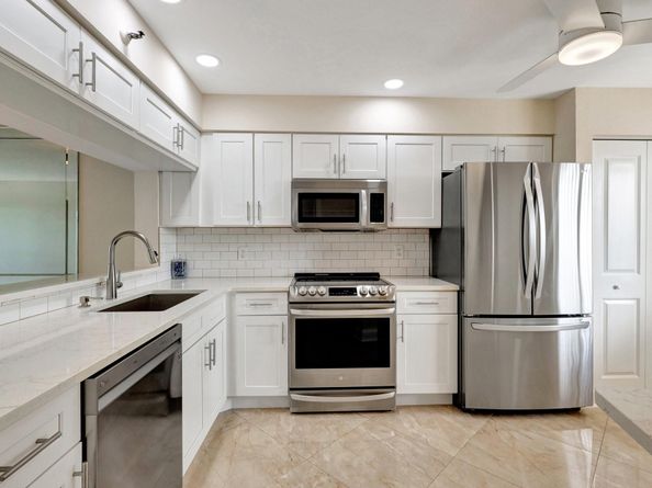 14460 Strathmore Ln 807, Delray Beach FL 33446