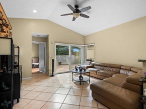 681 NW 172nd Ter, Pembroke Pines FL 33029