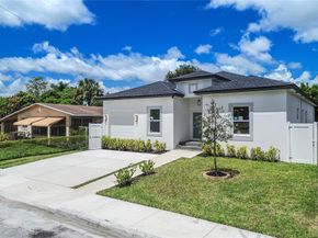 2861 NW 8th Ct, Fort Lauderdale FL 33311