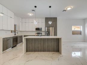 2861 NW 8th Ct, Fort Lauderdale FL 33311