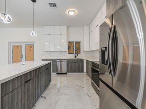 2861 NW 8th Ct, Fort Lauderdale FL 33311