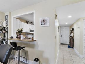 4705 Lucerne Lakes Blvd E 103, Lake Worth FL 33467