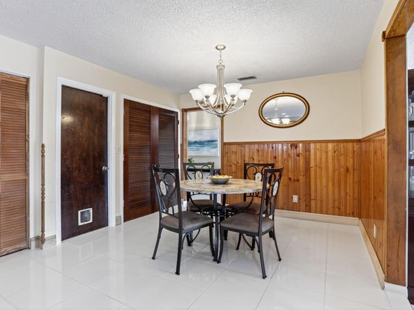 1739 NW 93rd Ter, Coral Springs FL 33071