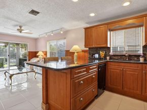 1739 NW 93rd Ter, Coral Springs FL 33071