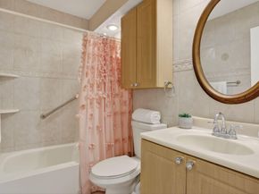 1739 NW 93rd Ter, Coral Springs FL 33071