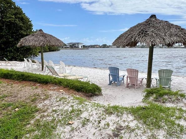 900 Scotia Drive 102, Hypoluxo FL 33462