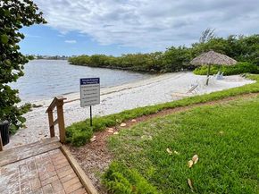 900 Scotia Drive 102, Hypoluxo FL 33462