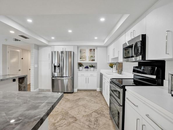 501 N Riverside Dr 203, Pompano Beach FL 33062