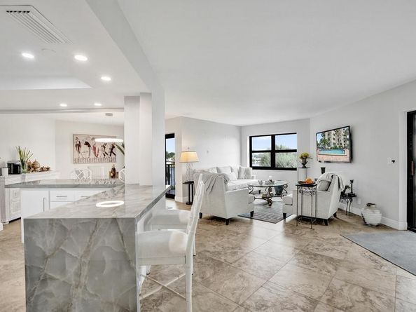 501 N Riverside Dr 203, Pompano Beach FL 33062