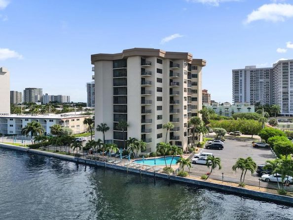 501 N Riverside Dr 203, Pompano Beach FL 33062