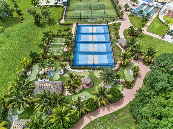 125 Newport I 125, Deerfield Beach FL 33442