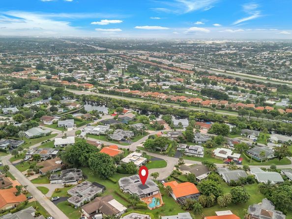 5310 Mango Circle, Tamarac FL 33319