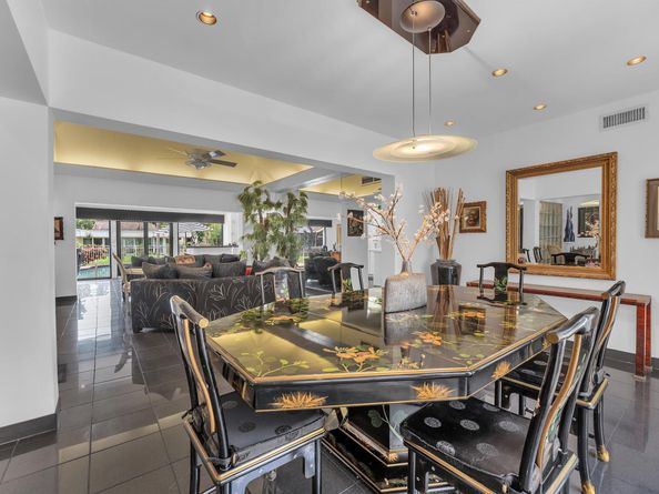 5310 Mango Circle, Tamarac FL 33319