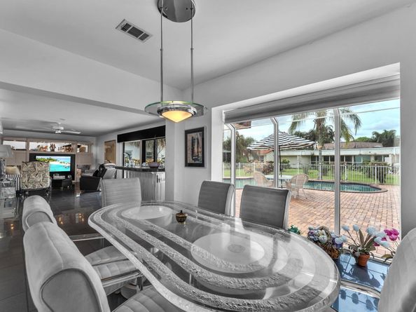 5310 Mango Circle, Tamarac FL 33319