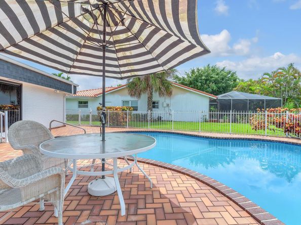 5310 Mango Circle, Tamarac FL 33319