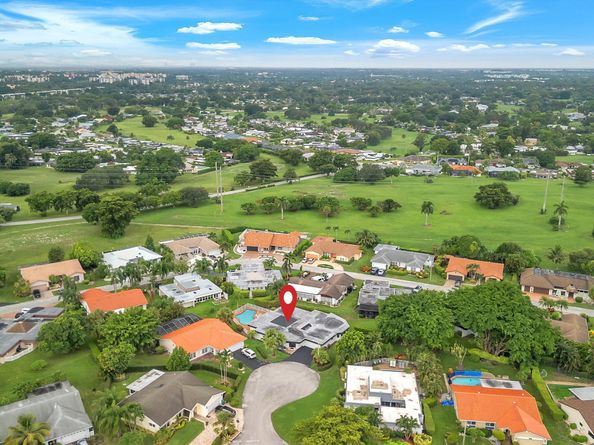 5310 Mango Circle, Tamarac FL 33319
